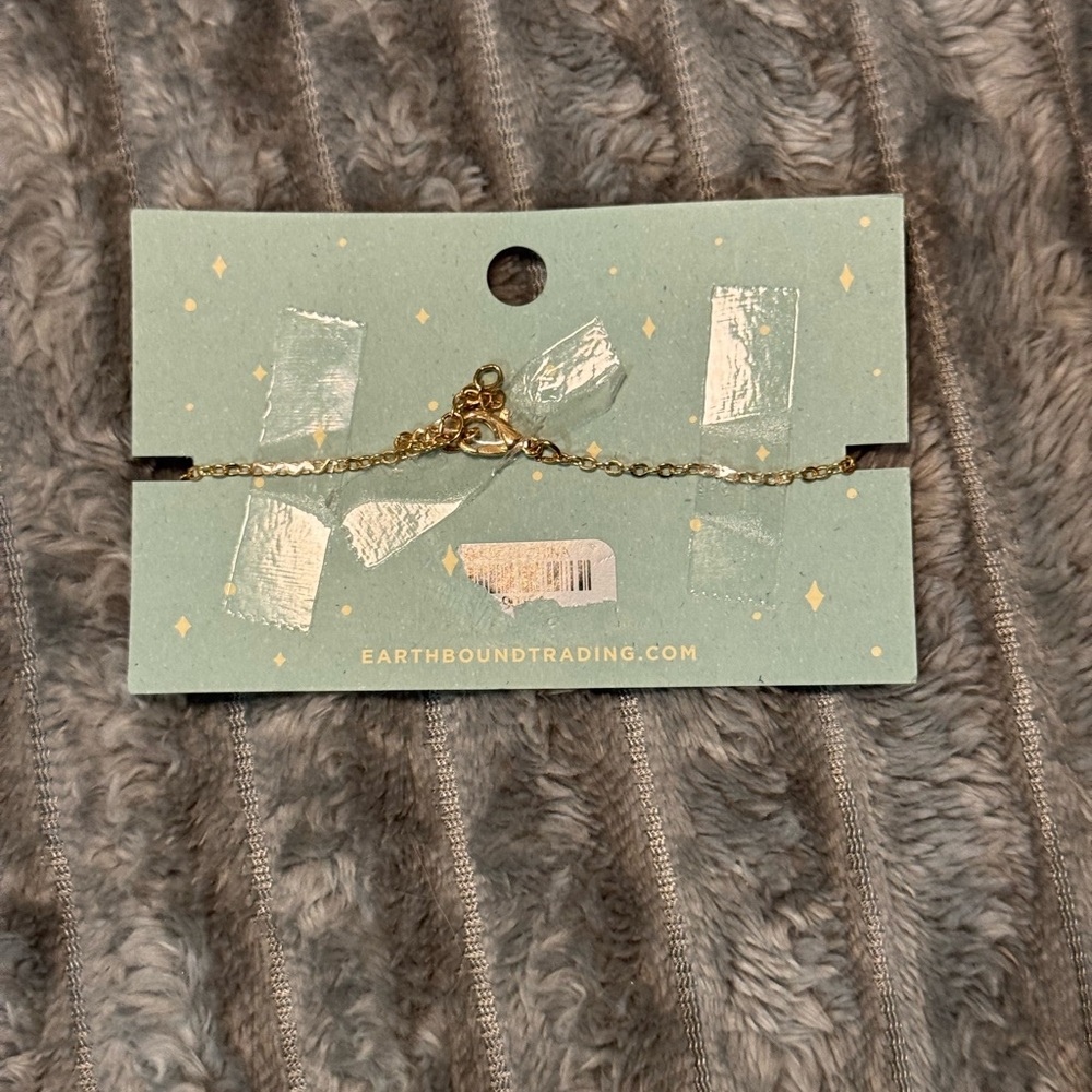 EARTHBOUND Gold Cancer Reversible Bracelet - Picture 5 of 6